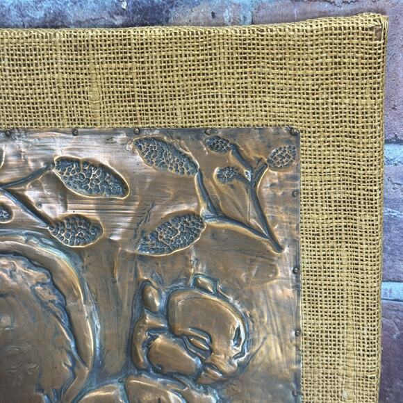 Vintage 3D Hammered Copper Art Wall Hanging Squirrel Fall Embossed Burlap Border - Picture 4 of 9